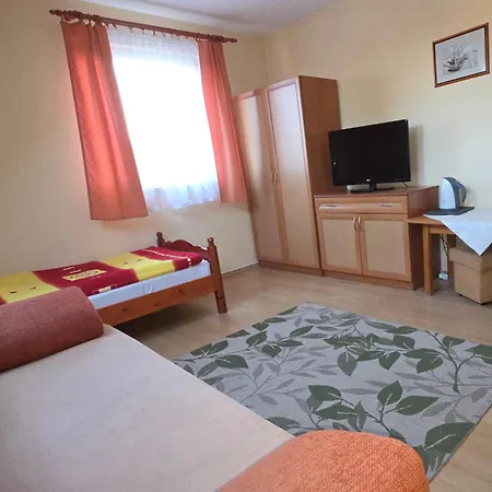 Homestay Marand
