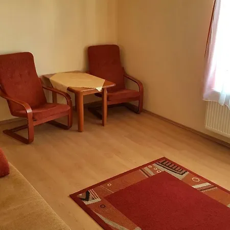 Marand ホームステイ *