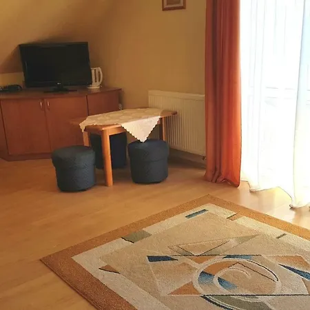 ホームステイ Marand *